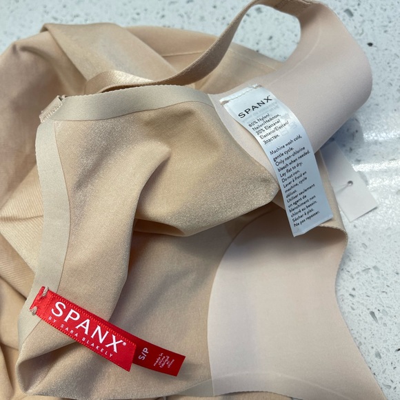 SPANX OnCore Open-Bust Mid-Thigh Bodysuit Size Small - Picture 9 of 10